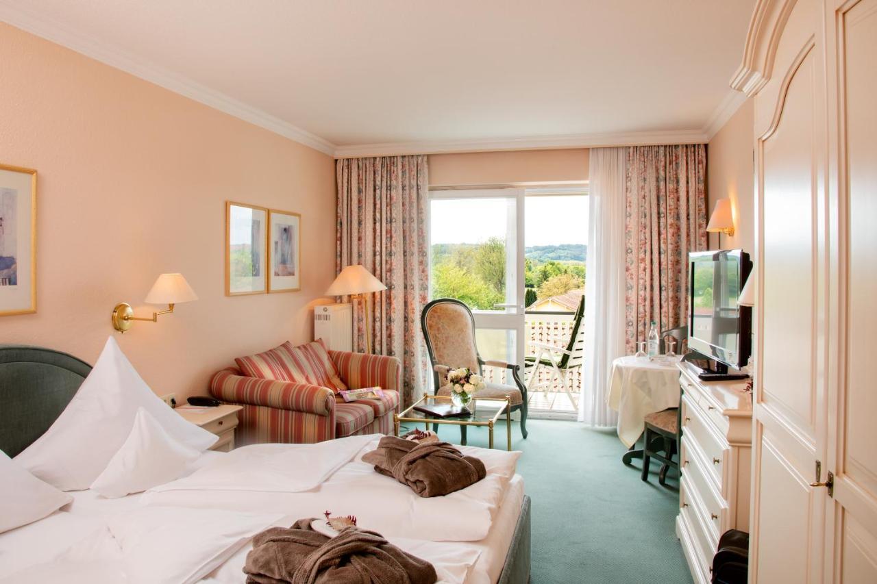 Hotel Alter Weissbraeu บัดเบียร์นบาค ภายนอก รูปภาพ